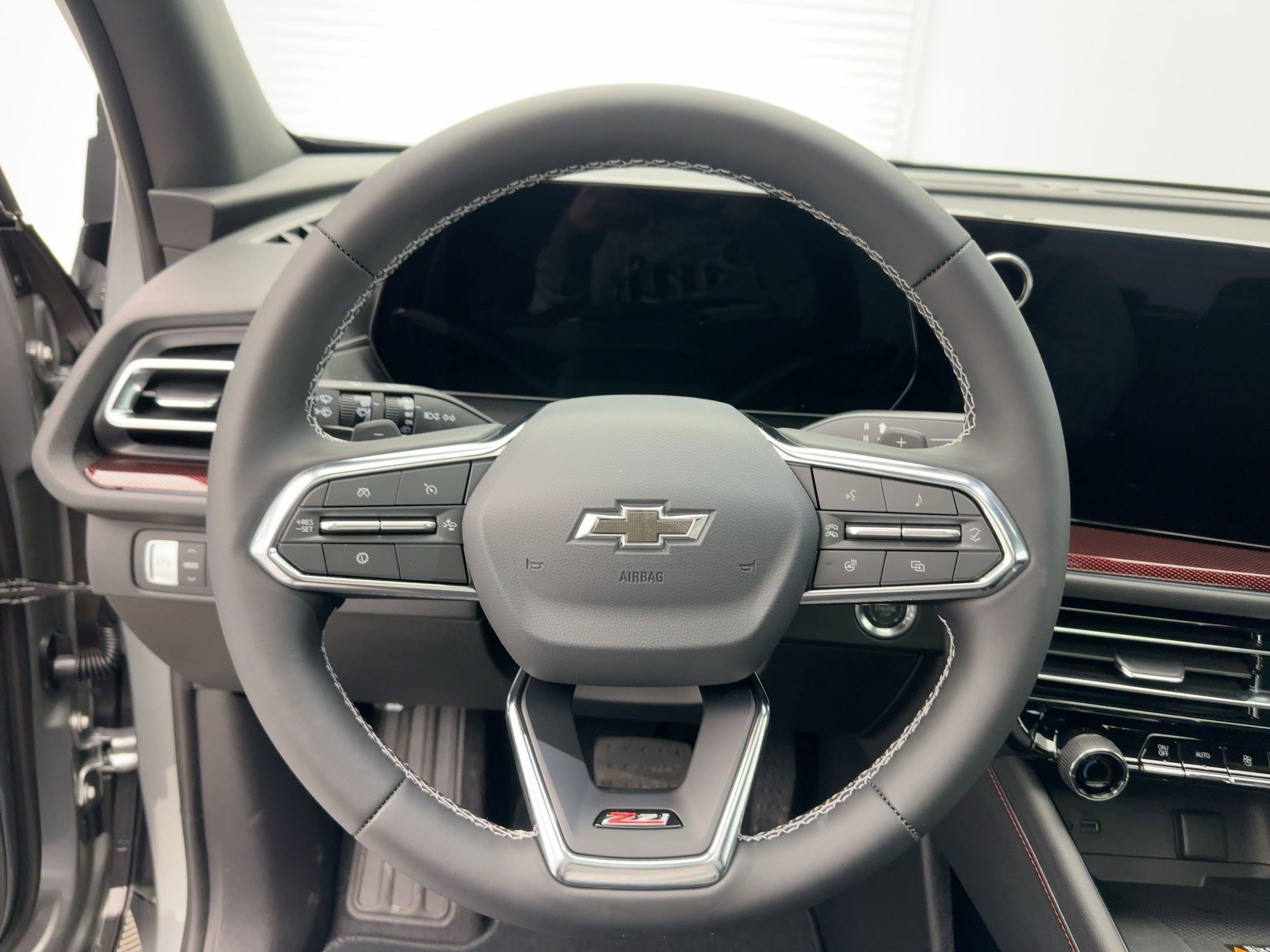 New 2026 Chevrolet Traverse Z71 w/ Driver Confidence Package image 16