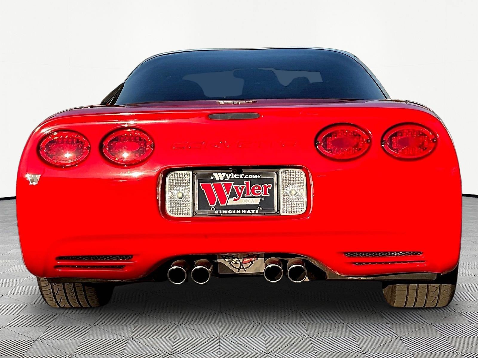 Used 2003 Chevrolet Corvette Coupe w/ Preferred Equipment Group RWD image 5