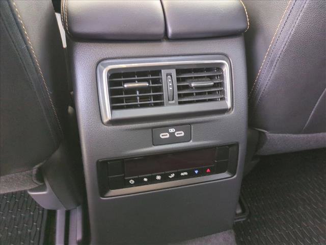 Used 2024 MAZDA CX-90 3.3 Turbo w/ Preferred Package image 17