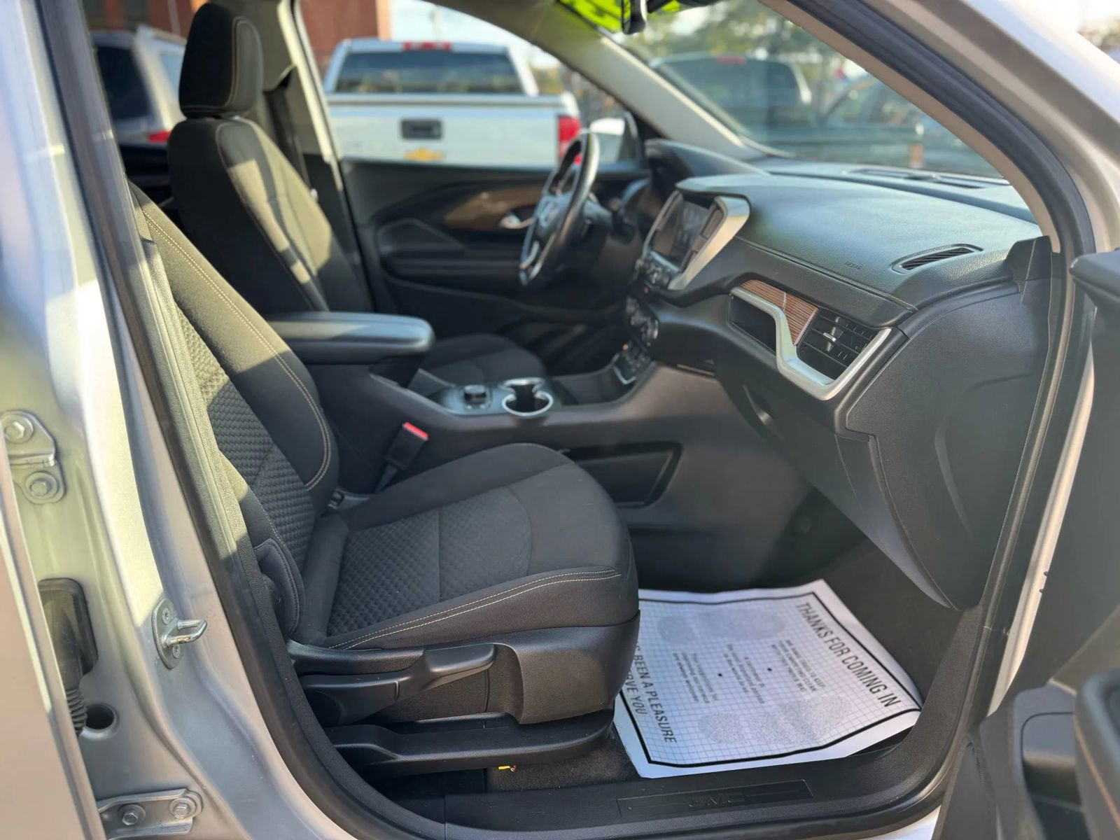 Used 2018 GMC Terrain SLE w/ Driver Convenience Package image 17