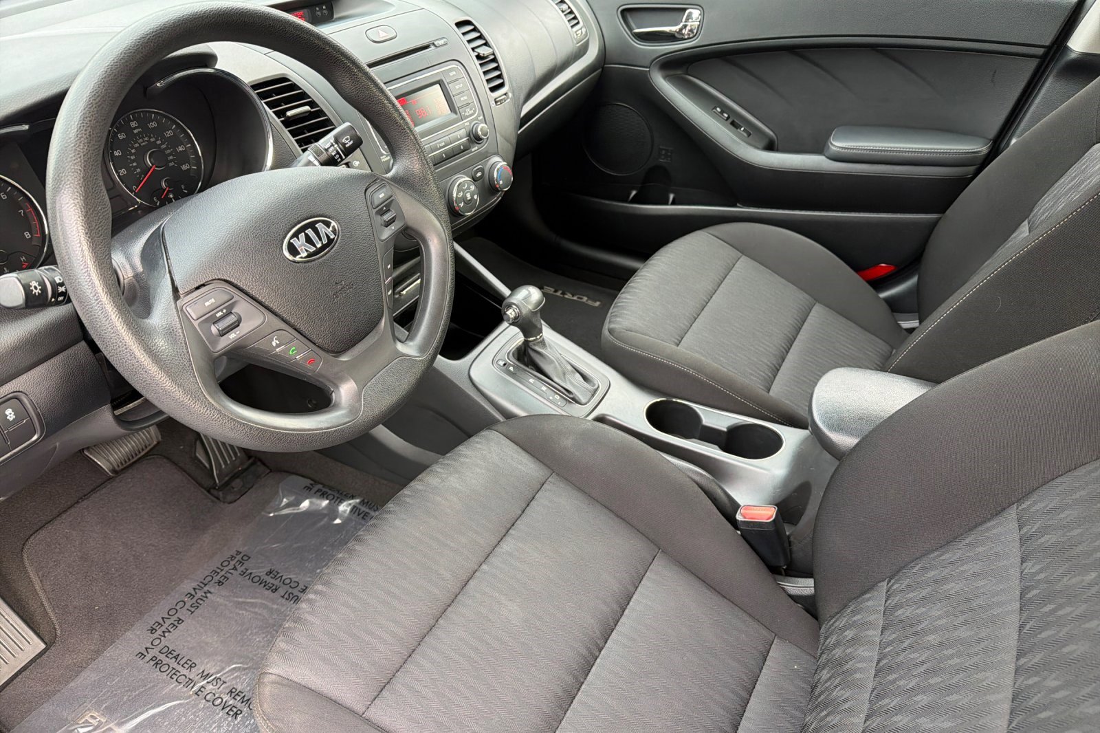 Used 2016 Kia Forte LX image 11