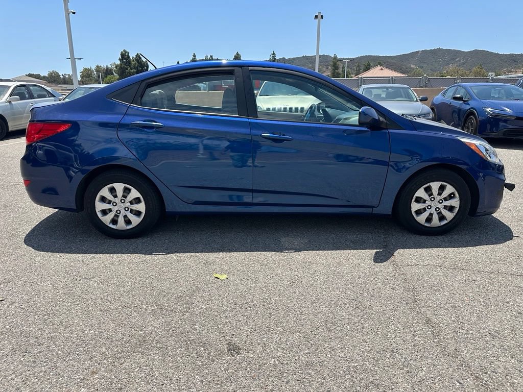 Used 2017 Hyundai Accent SE FWD image 4