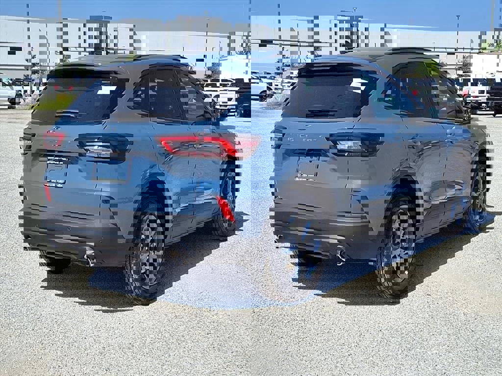 New 2026 Ford Escape ST-Line w/ Tech Pack #1 image 4