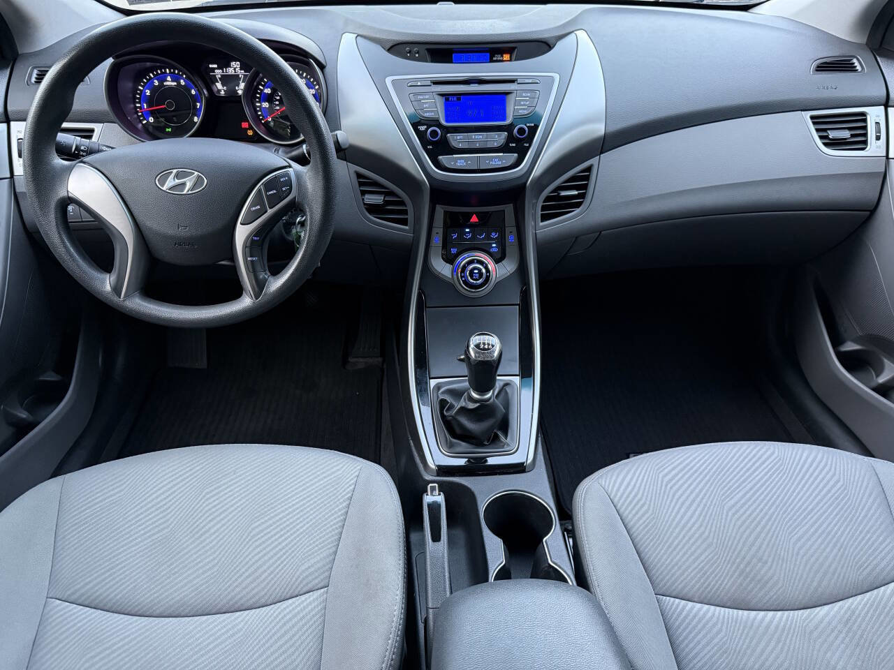 Used 2013 Hyundai Elantra GLS image 2