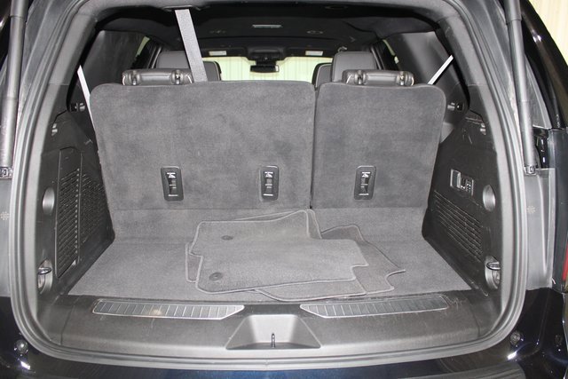 Used 2023 Chevrolet Tahoe Premier image 7