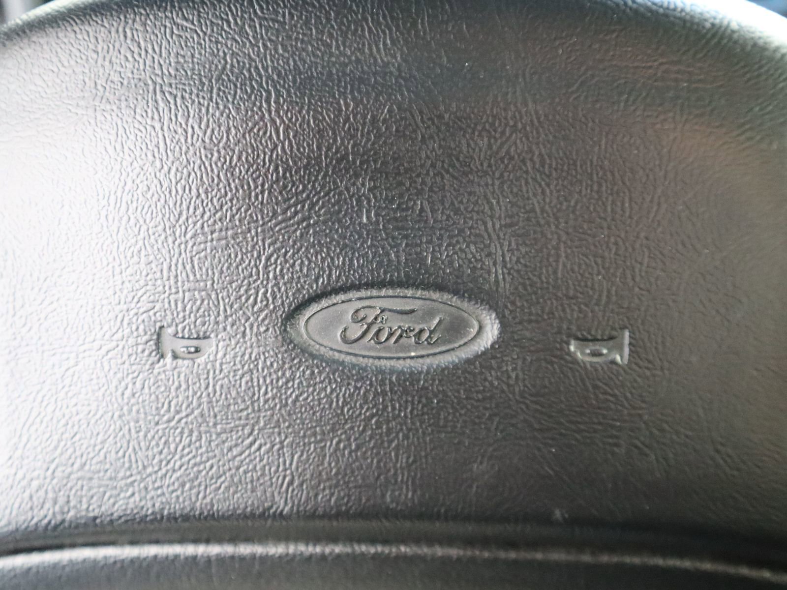 Used 1997 Ford F250 XLT HD image 45