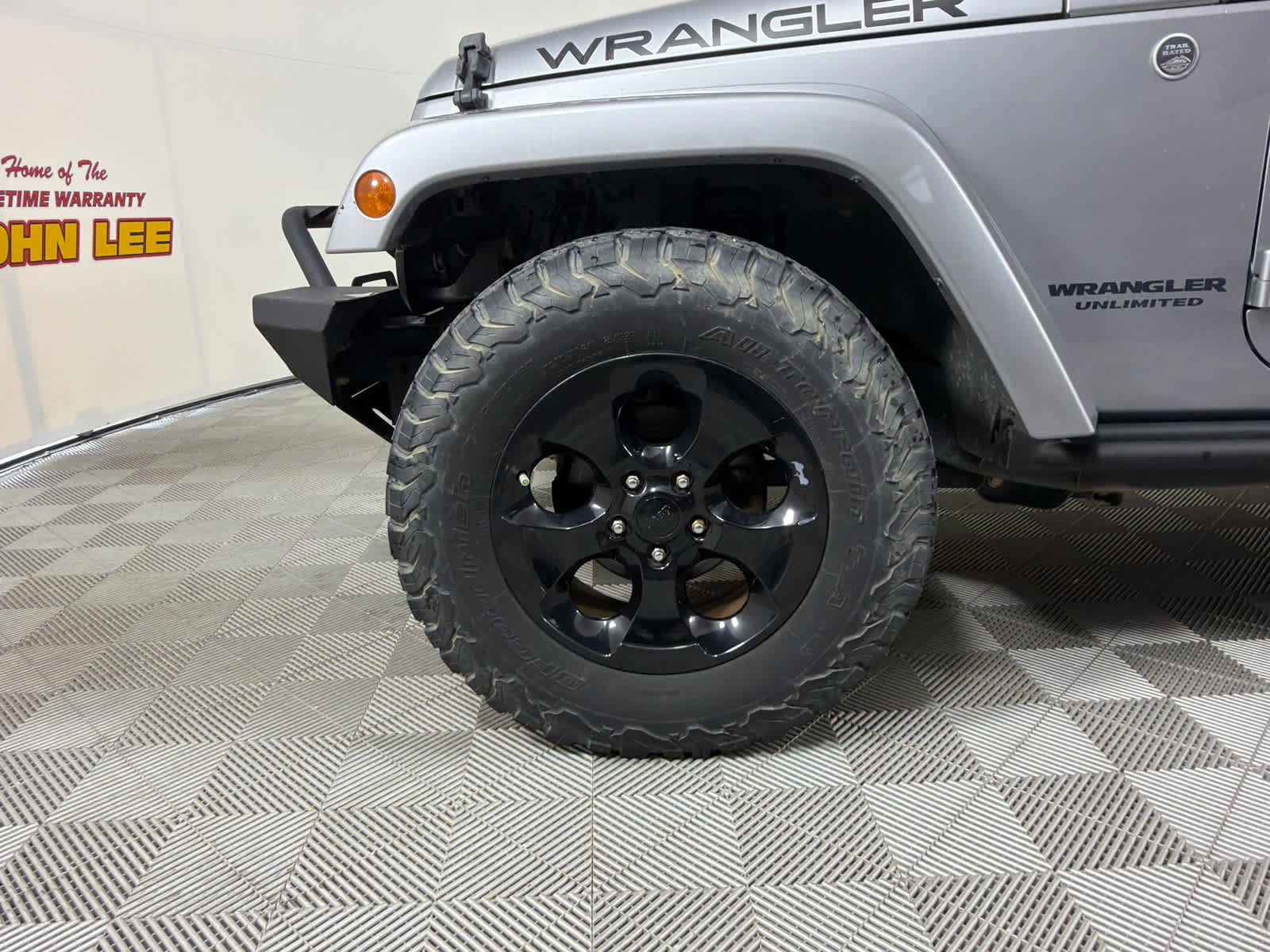 Used 2015 Jeep Wrangler Unlimited Sahara image 10