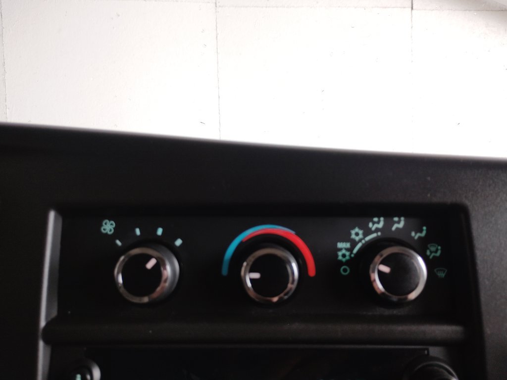 Used 2020 Chevrolet Express 3500 LS RWD image 33