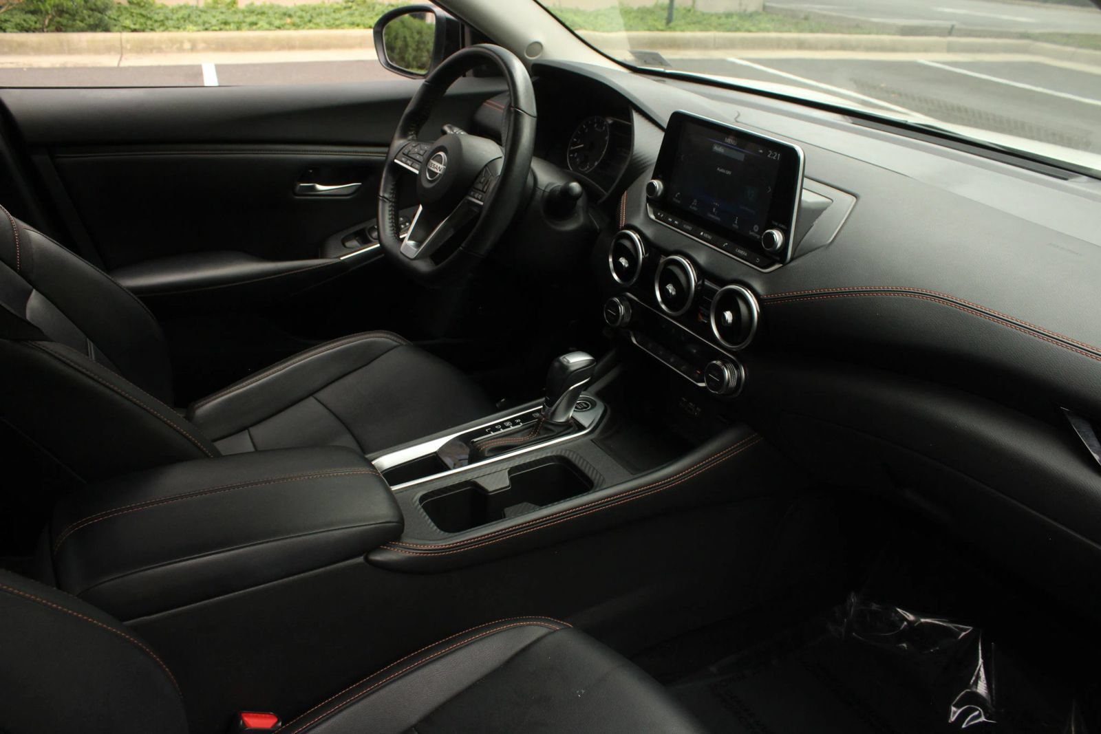 Used 2023 Nissan Sentra SR w/ SR Premium Package FWD image 26