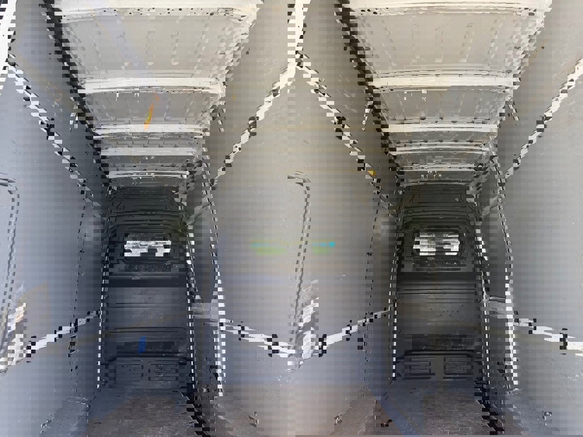 Used 2020 Mercedes-Benz Sprinter 1500 image 14