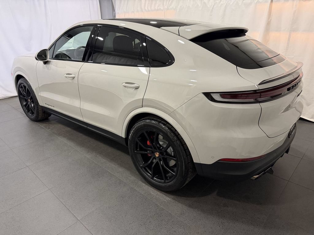 New 2026 Porsche Cayenne S AWD/4WD image 3