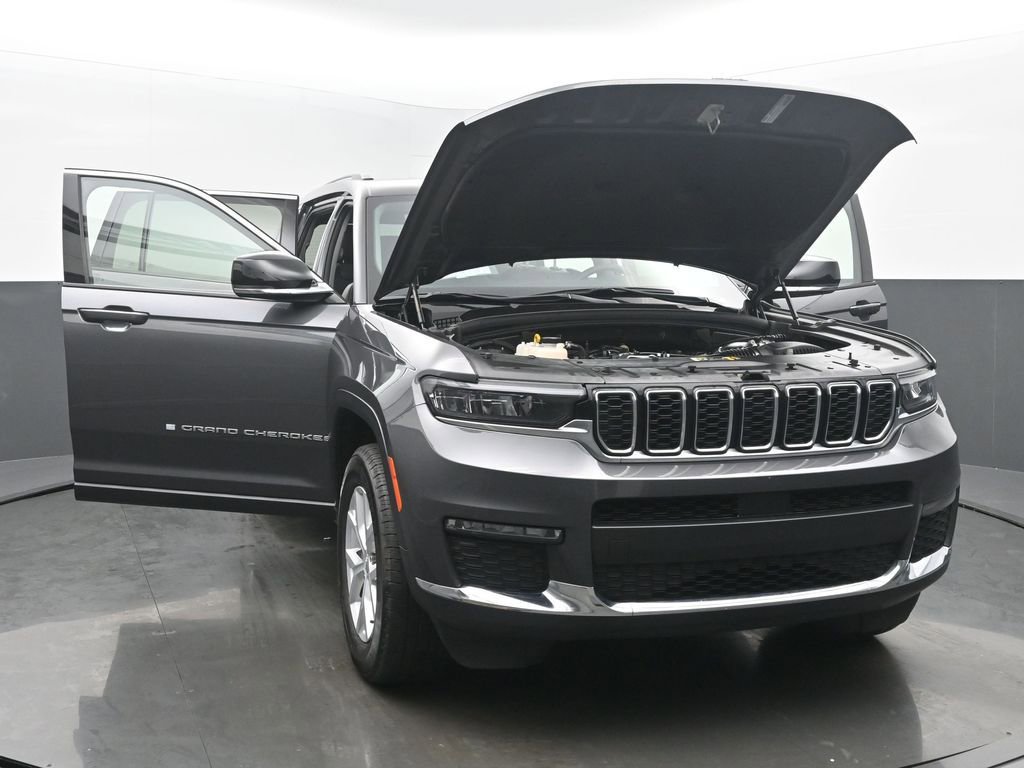 Used 2023 Jeep Grand Cherokee L Limited AWD/4WD image 56