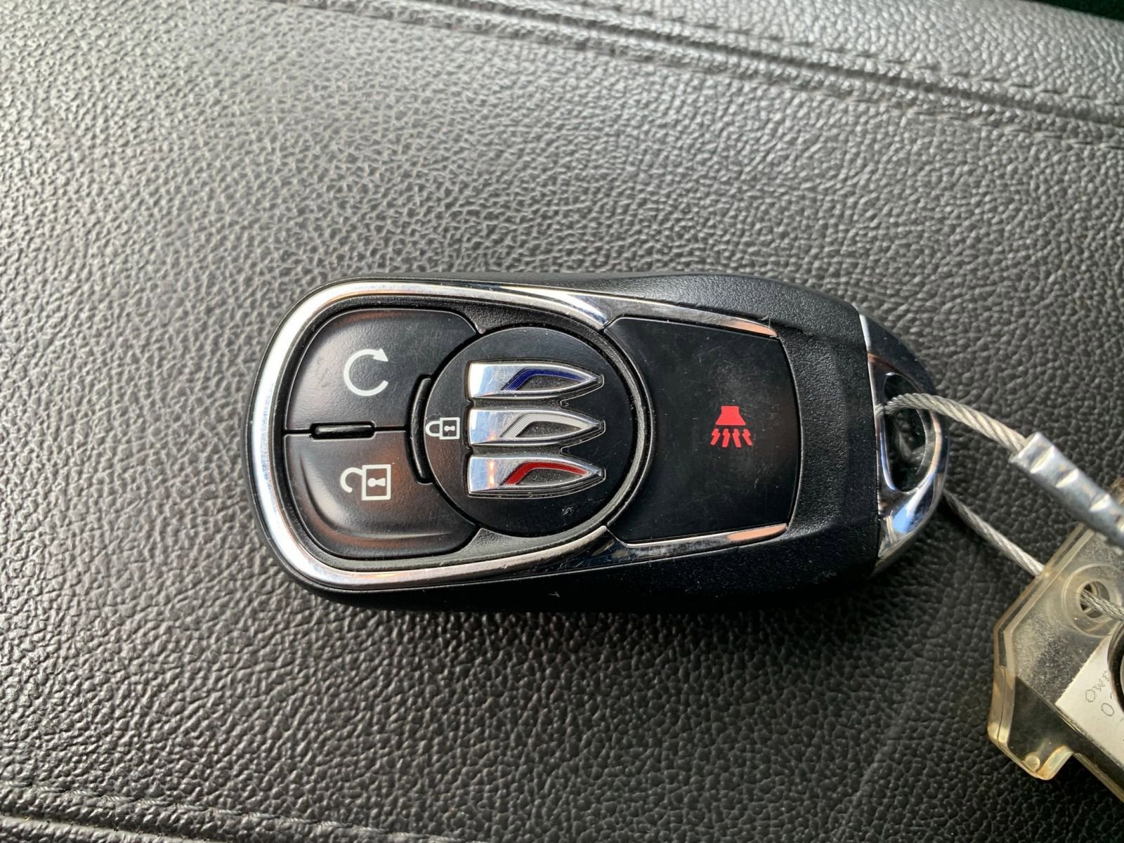 Used 2025 Buick Encore GX Preferred image 23