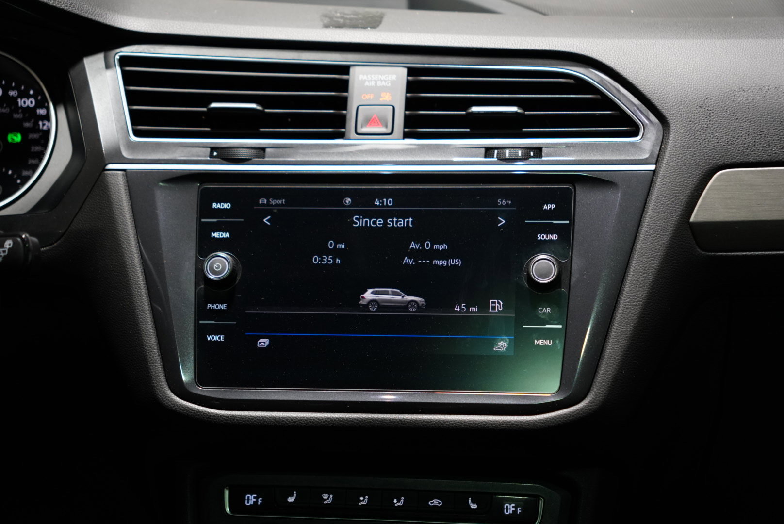 Used 2021 Volkswagen Tiguan SE w/ Panoramic Sunroof Package image 16