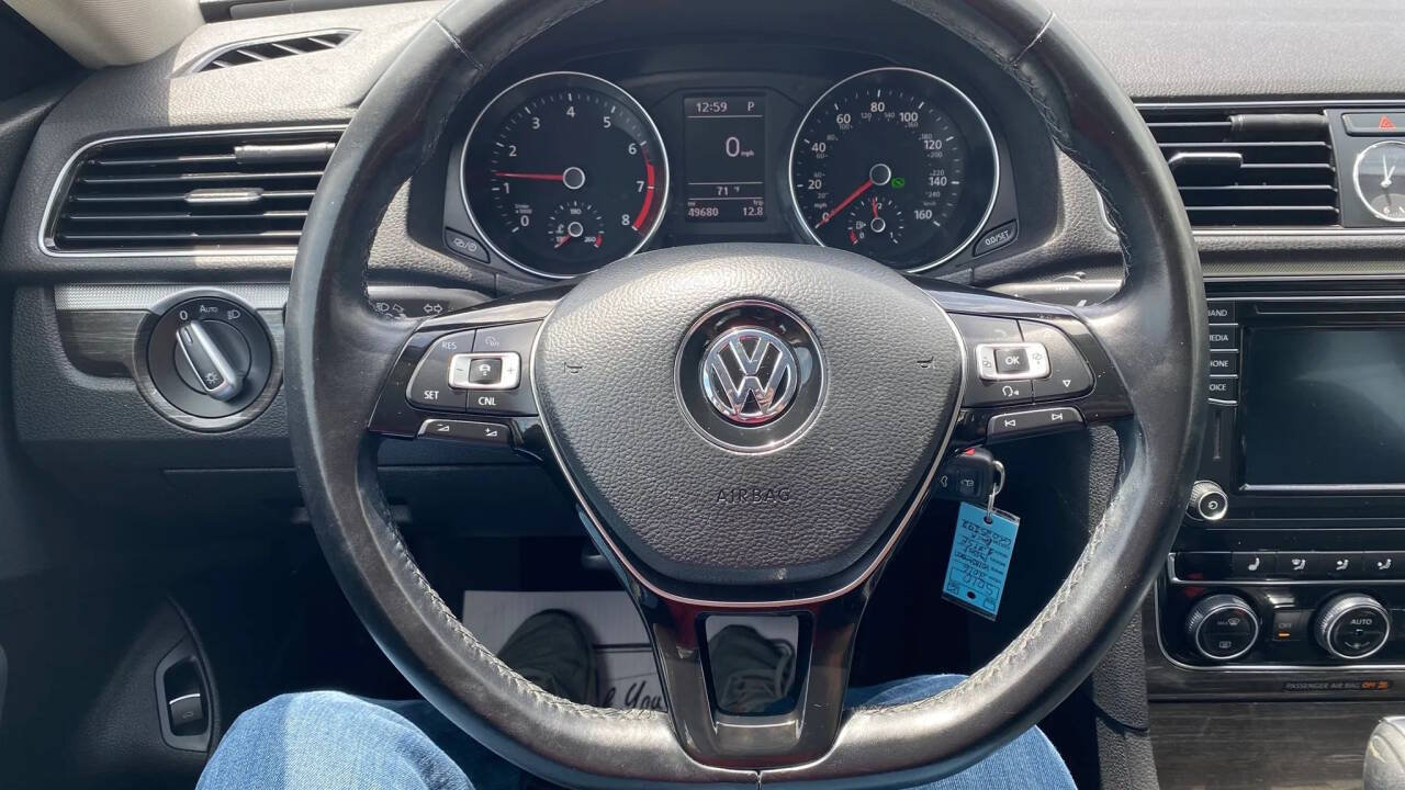 Used 2016 Volkswagen Passat 1.8T SE FWD image 12
