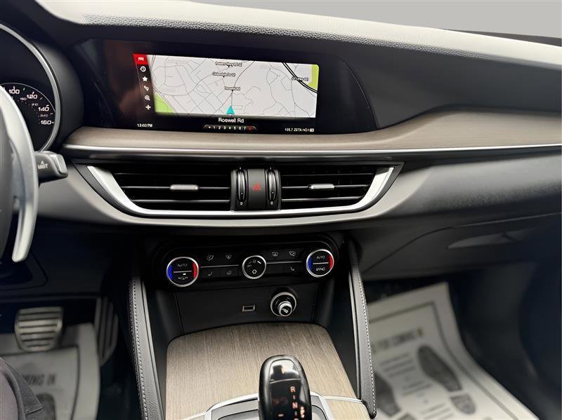 Used 2018 Alfa Romeo Stelvio Ti Sport image 31