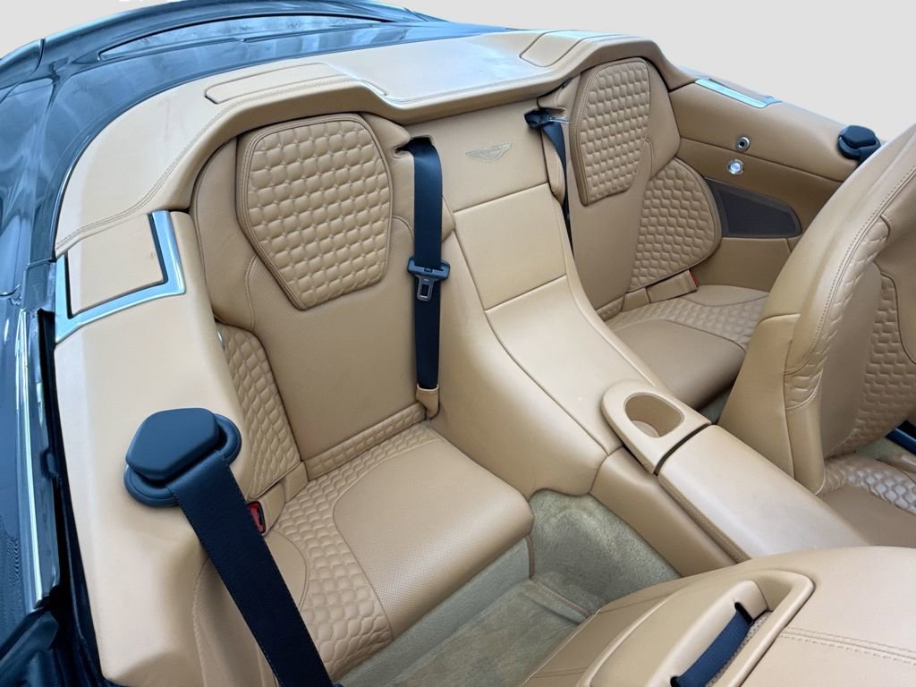 Used 2014 Aston Martin Vanquish Volante image 28
