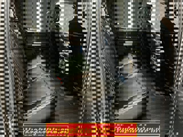 Used 2018 Ford F150 Lariat image 31