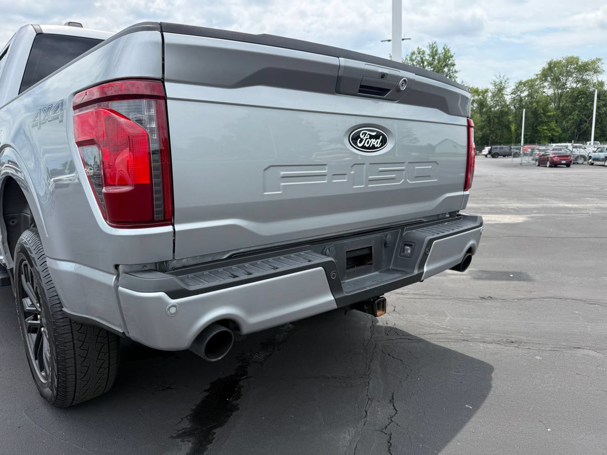 Used 2025 Ford F150 XLT w/ Equipment Group 302A MID AWD/4WD image 9
