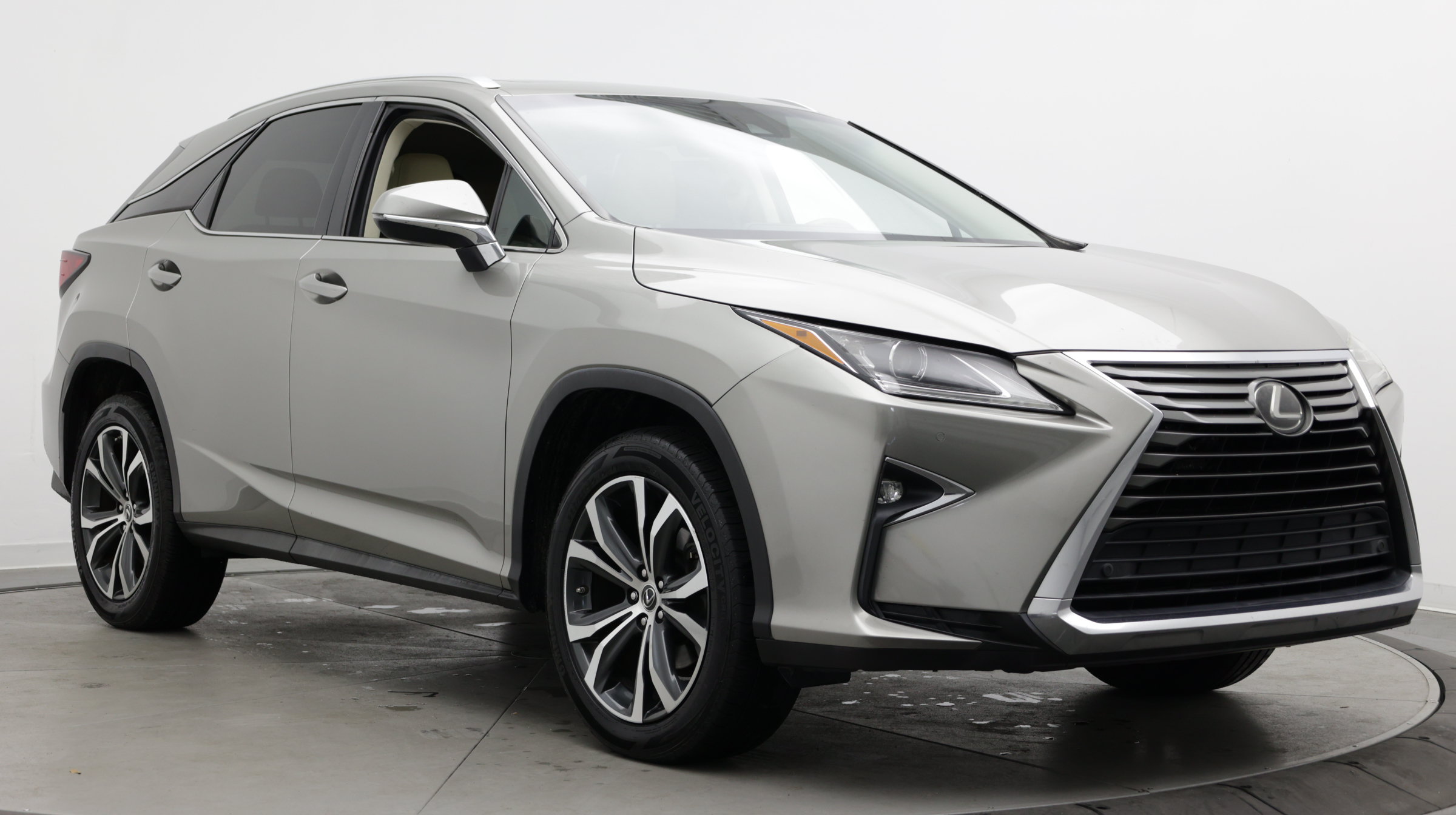 Used 2018 Lexus RX 350 FWD w/ Premium Package image 3