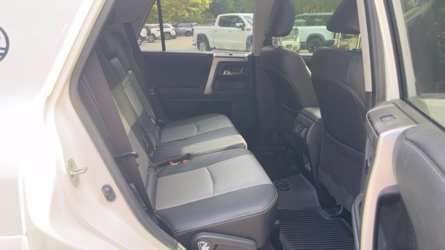 Used 2023 Toyota 4Runner SR5 Premium w/ Moonroof Package AWD/4WD image 13