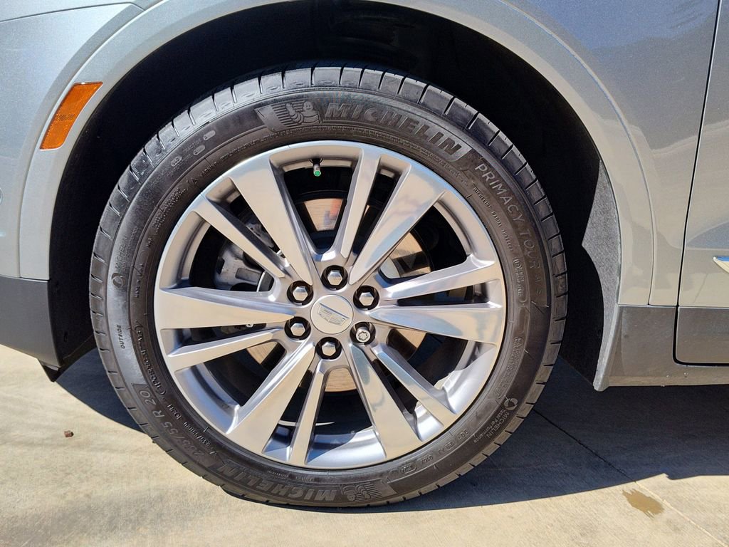 Used 2024 Cadillac XT5 Premium Luxury w/ Technology Package image 12
