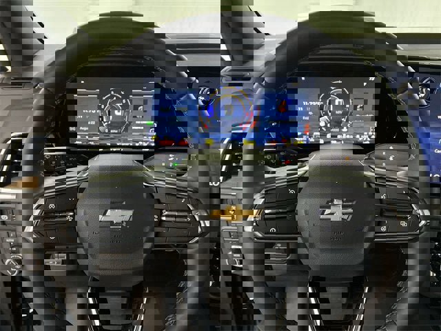 Certified 2025 Chevrolet Suburban High Country image 11