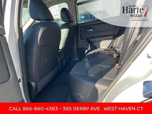 Certified 2023 Nissan Rogue SV w/ SV Premium B Package AWD/4WD image 22