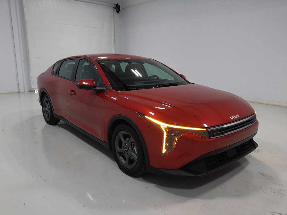 Used 2025 Kia K4 FWD image 13