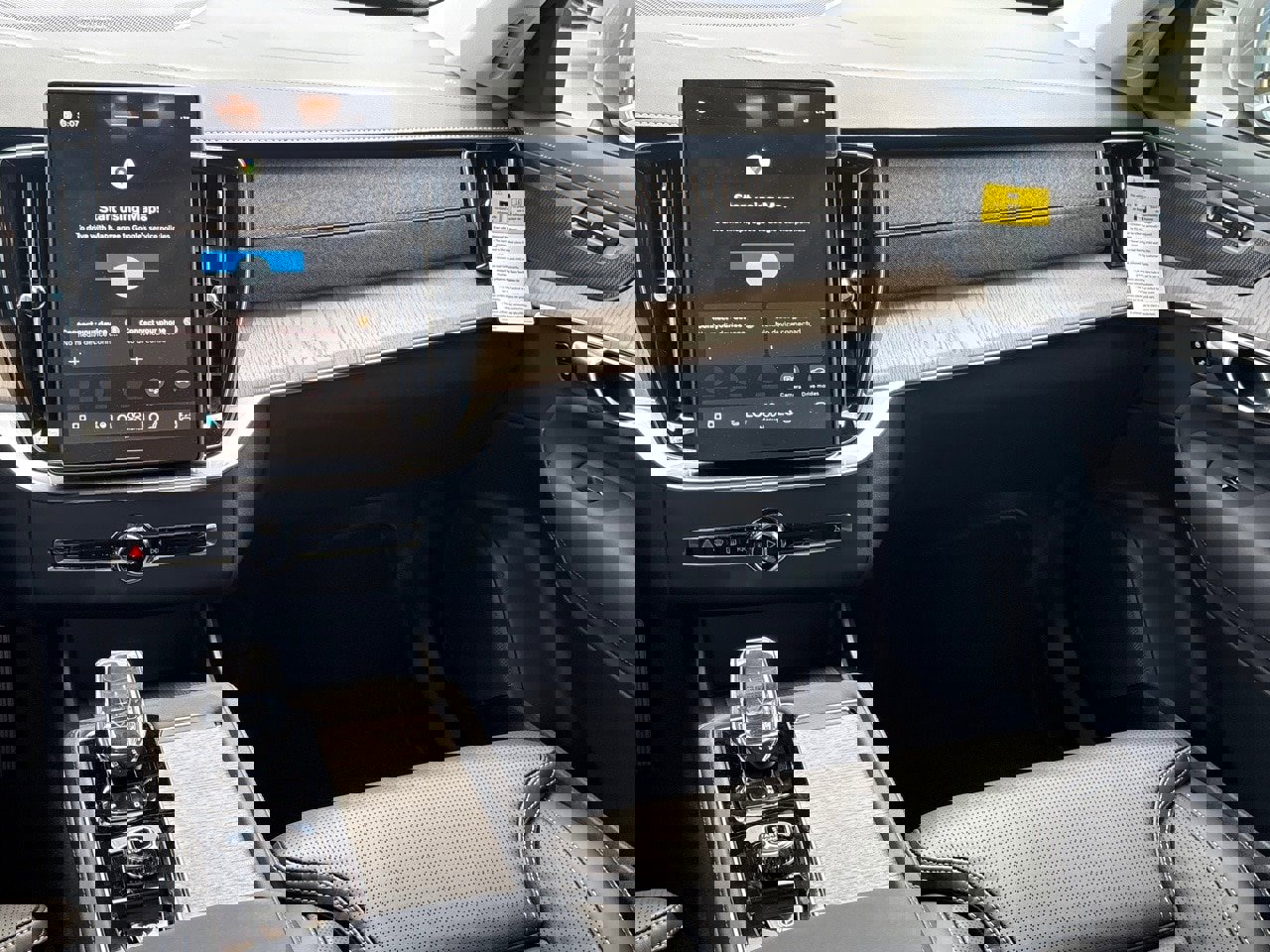 New 2026 Volvo XC90 B5 Ultra w/ Protection Package Premier image 12