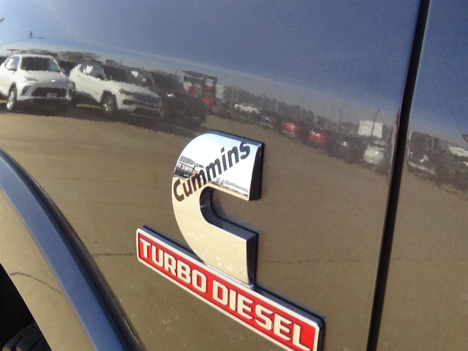 Certified 2021 RAM 2500 Laramie image 15