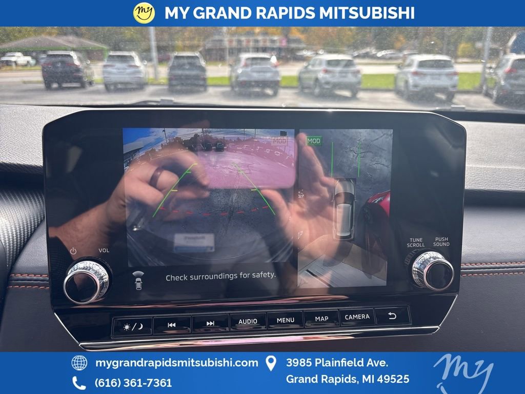 New 2025 Mitsubishi Outlander SEL image 28