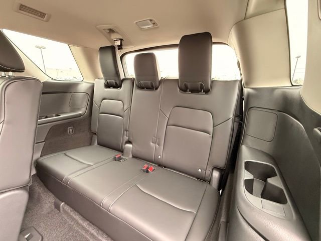 New 2026 Nissan Pathfinder SL image 15