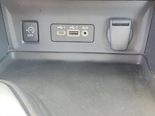 Used 2024 Nissan Sentra SV FWD image 22