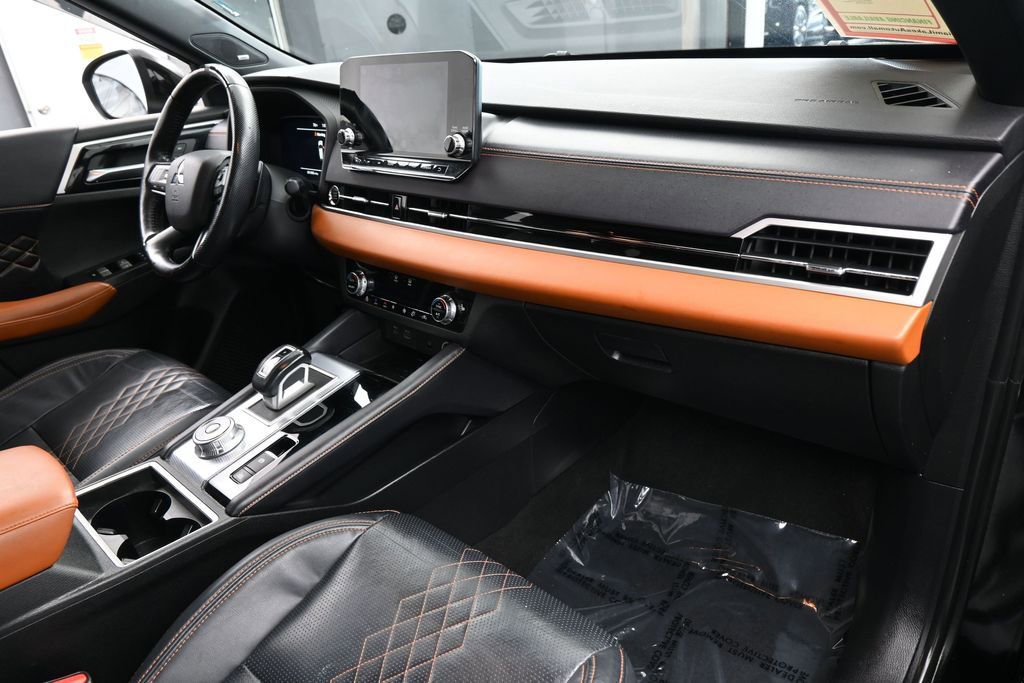 Used 2022 Mitsubishi Outlander SEL FWD image 54