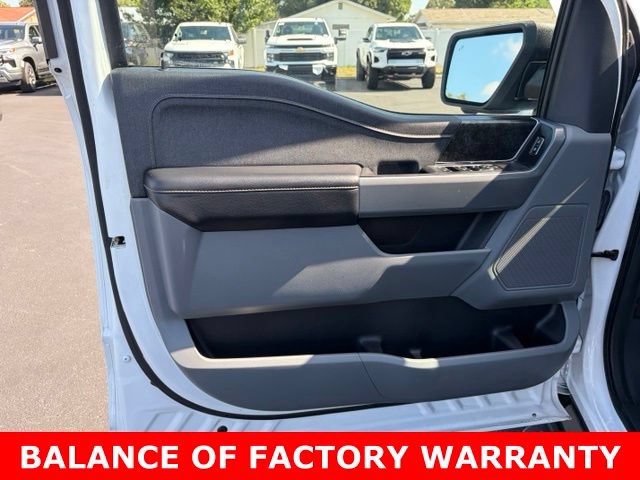 Used 2023 Ford F150 Lightning XLT AWD/4WD image 12