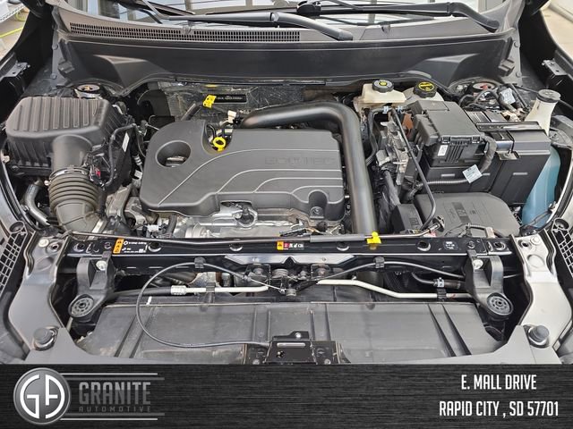 Used 2024 GMC Terrain SLE image 21