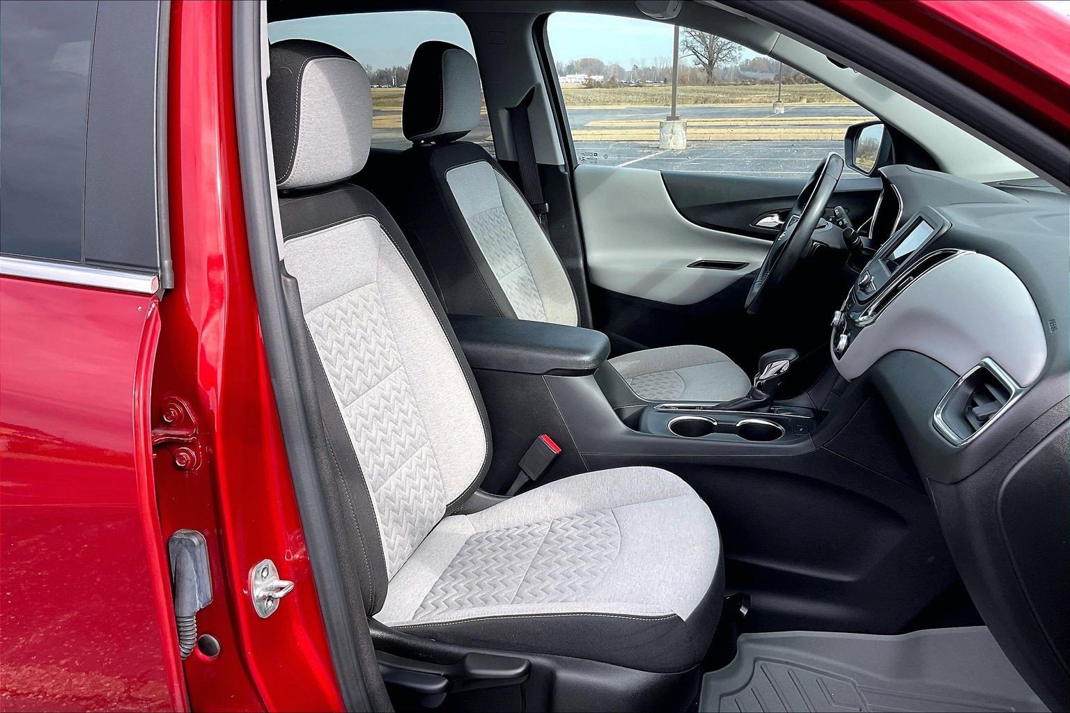 Used 2022 Chevrolet Equinox LT image 8