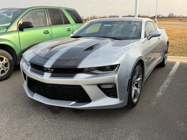 Used 2018 Chevrolet Camaro SS image 1