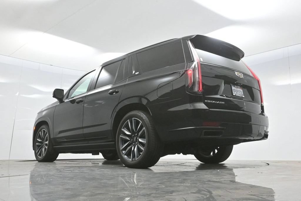 Used 2024 Cadillac Escalade Sport w/ Touring Package AWD/4WD image 70