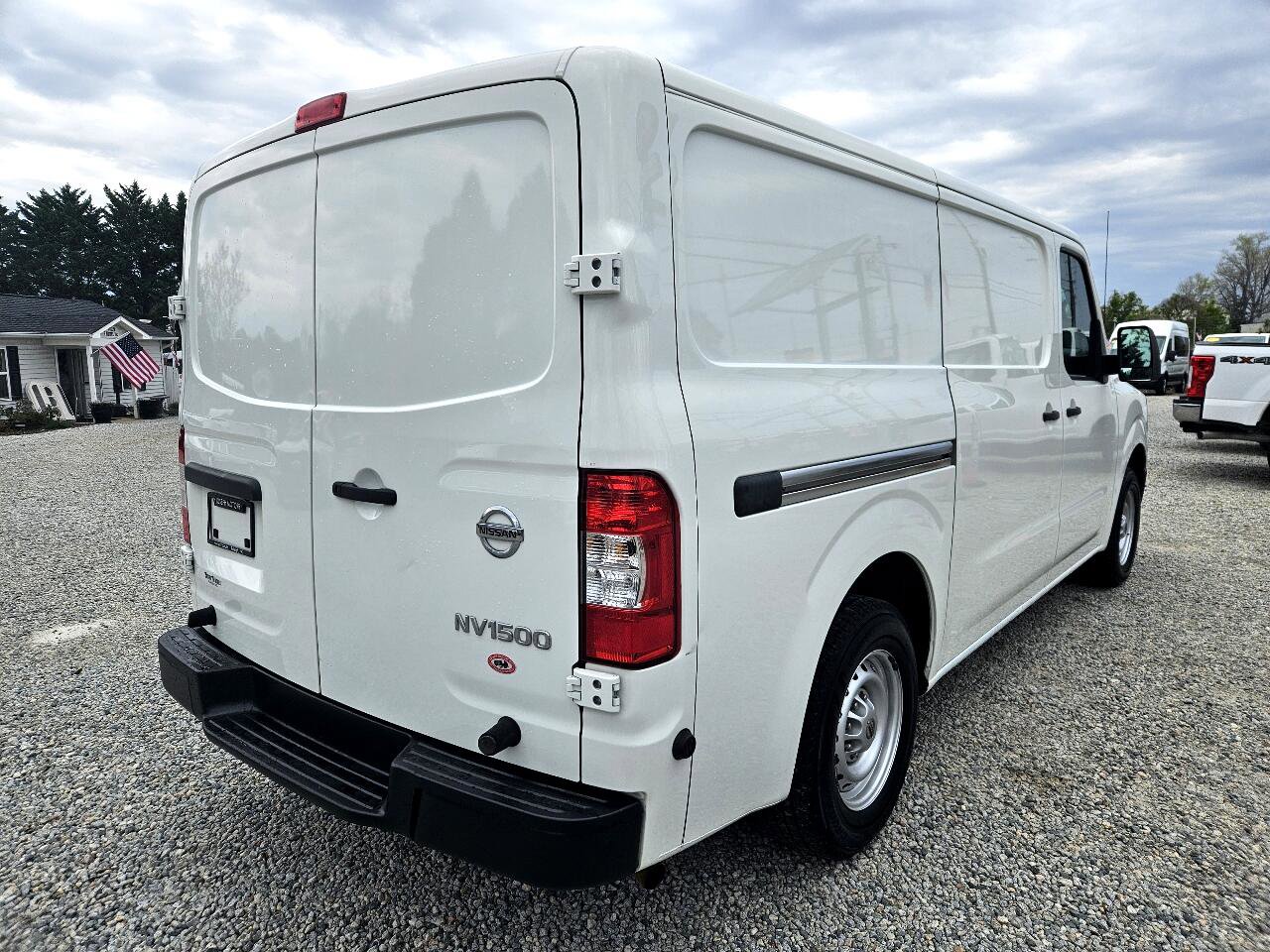 Used 2019 Nissan NV 1500 S image 5