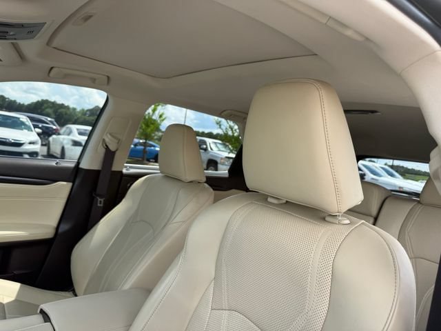 Used 2018 Lexus RX 350L Luxury w/ Accessory Package FWD image 13