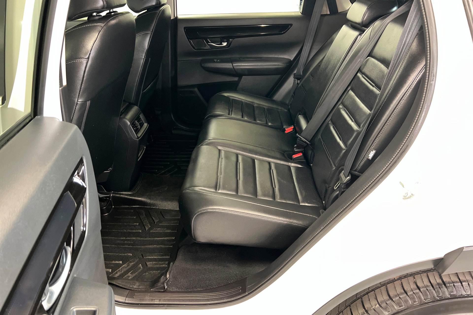 Used 2025 Honda CR-V EX-L image 22