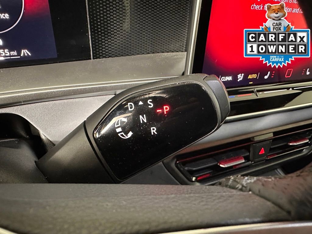 Used 2025 Volkswagen Tiguan SE R-Line AWD/4WD image 24