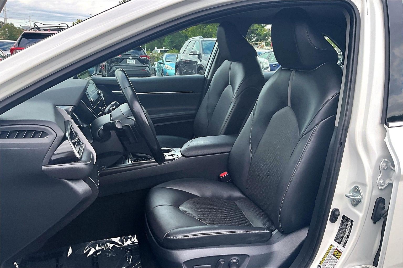 Used 2023 Toyota Camry XSE FWD image 23
