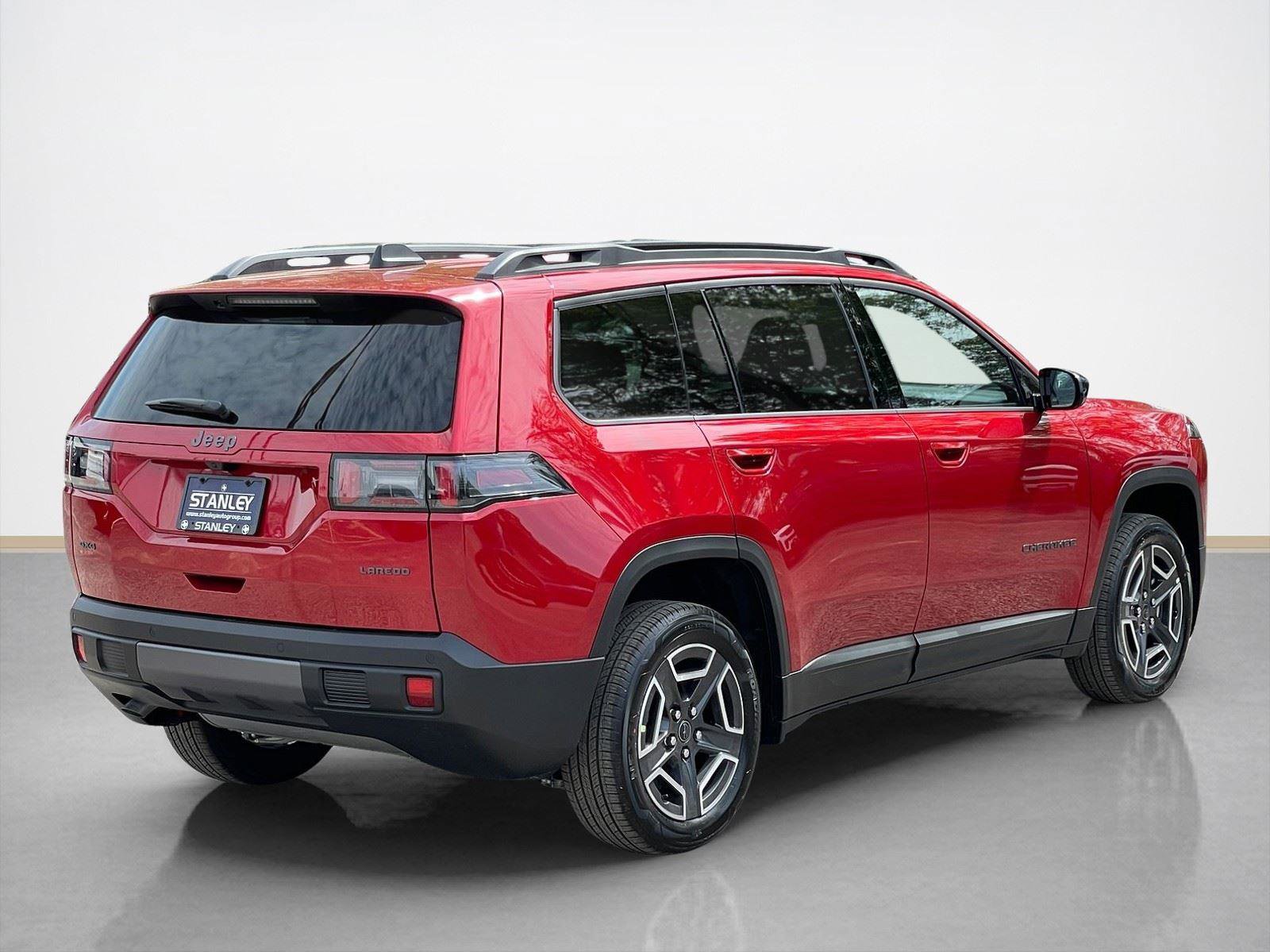 New 2026 Jeep Cherokee Laredo AWD/4WD image 8
