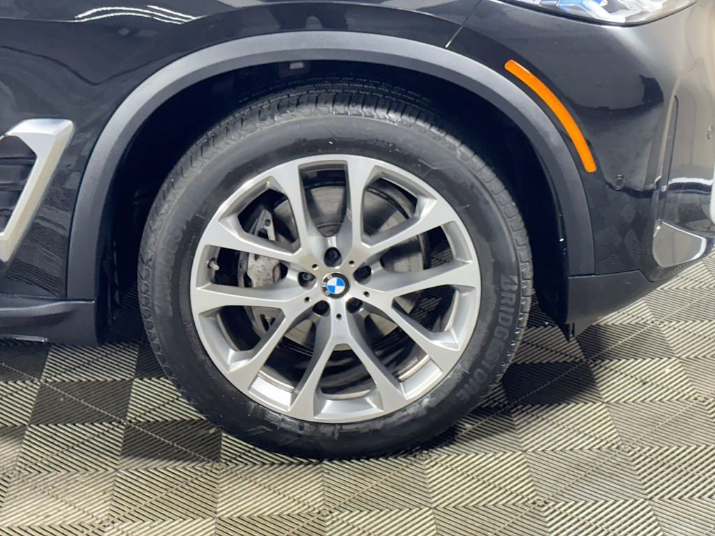 Used 2026 BMW X5 xDrive40i AWD/4WD image 24