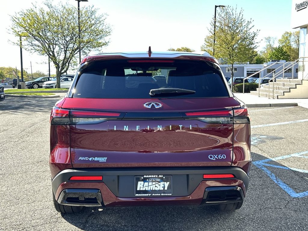 Certified 2023 INFINITI QX60 Luxe AWD/4WD image 27