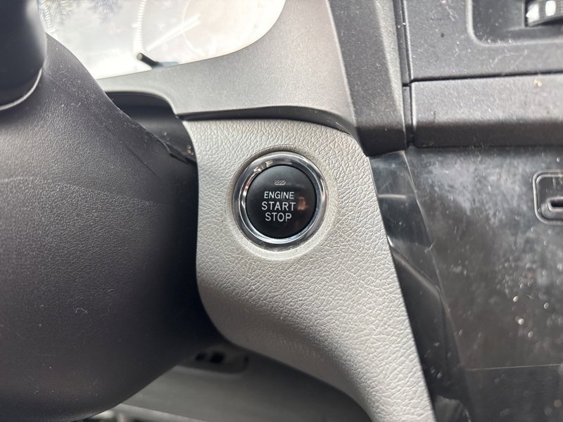 Used 2017 Toyota Sienna XLE image 11