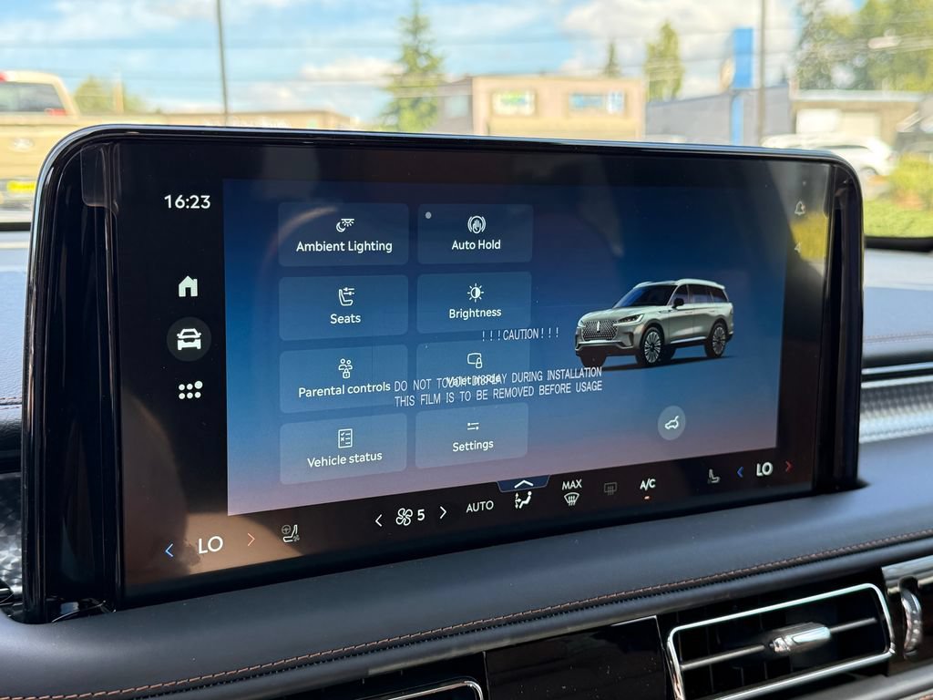 New 2026 Lincoln Aviator Black Label w/ Dynamic Handling Package AWD/4WD image 14